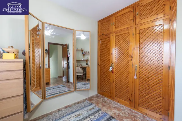 Vivienda Exclusiva en Urbanización Viñas del Rey – Otura — 28
