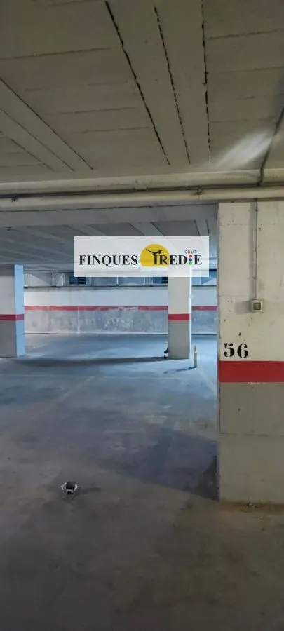 GRAN OPORTUNIDAD DE PLAZAS DE PARKING — 10