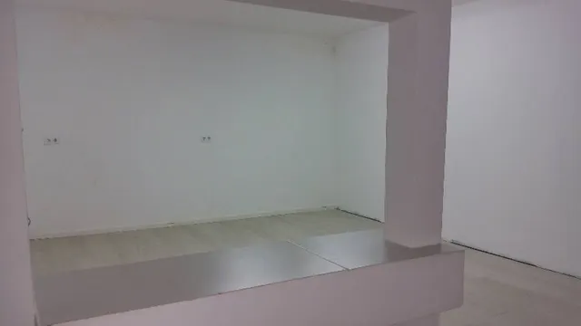 EN VENTA LOCAL COMERCIAL EN LOS CRISTIANOS — 11