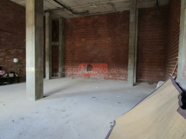 SE ALQUILA BAJO O SE VENDE COMERCIAL EN OBRA AVENIDA DE LA C - foto 3