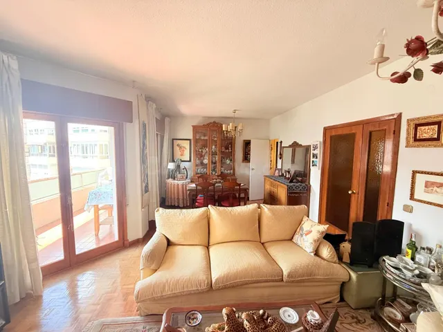 NUDA PROPIEDAD · Amplio piso exterior de 121 m2 con terraza  - foto 3