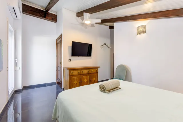 Chalet 6 habitaciones 336m² en venta - Costa del Sol — 48
