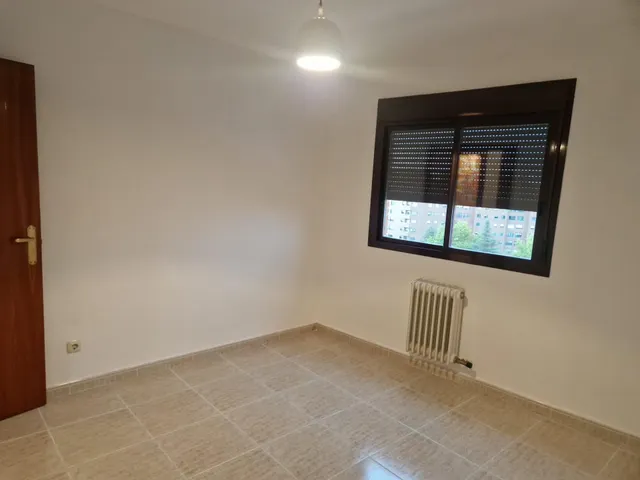 AOC VENDE EXPECTACULAR PISO DE 3 habitaciones, GARAJE Y PISCINA, EN UNA ZONA PRIVILEGIADA DE MÓSTOLES — 22
