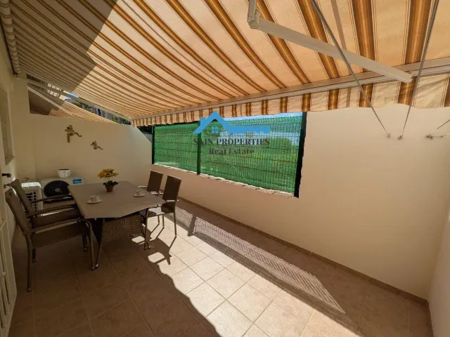Amplio apartamento con gran terraza y piscina en Alfaz del Pi — 20