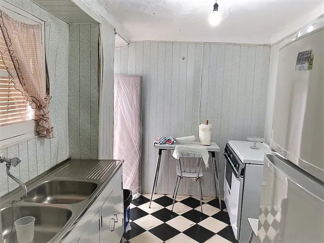 Ideal cómo inversión o si desea vivir en un pueblo con encanto como es Iznájar (Córdoba). — 14
