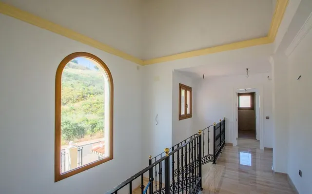 Exclusiva Villa Independiente en Primera Línea de Golf | La Cala Golf, Costa del Sol — 24