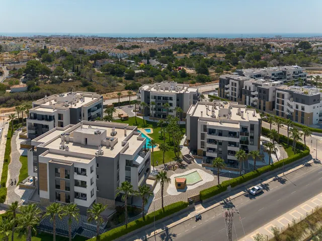 APARTAMENTO DE LUJO EN ORIHUELA COSTA — 48