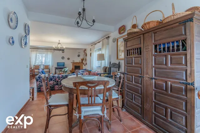 CHALET EN NUEVA SIERRA — 25