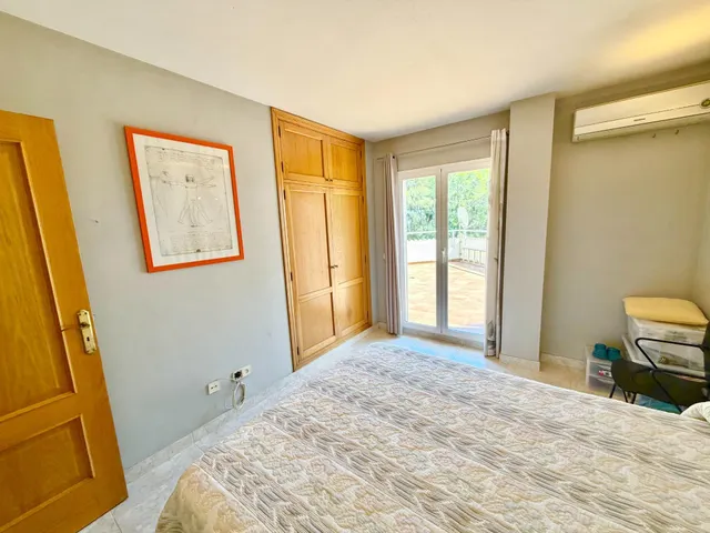 Exclusivo chalet en Portals Nous con 655 m2 de parcela, amplias terrazas y gran potencial — 23