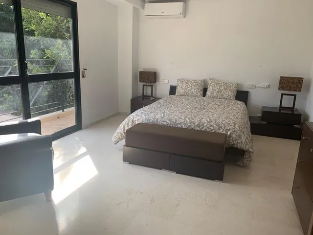 Villa en Alzabares — 39