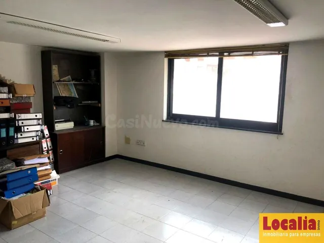 Amplio local en alquiler o venta, Torrelavega - foto 5