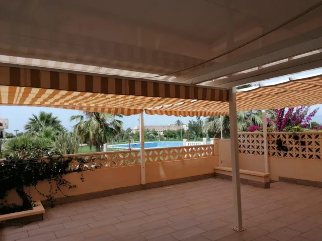 SE ALQUILA PISO  DE 2 habitaciones EN ZONA TOYO — 2