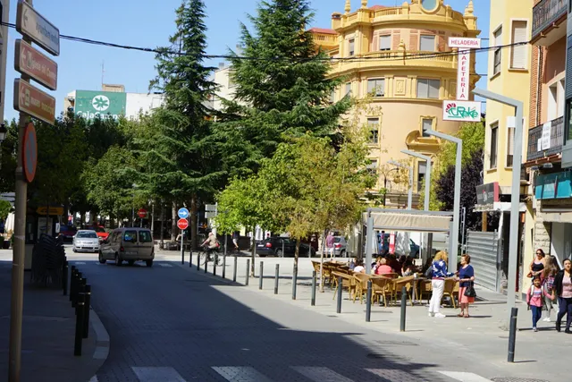Piso en pleno centro de Requena, listo para entrar a vivir — 22