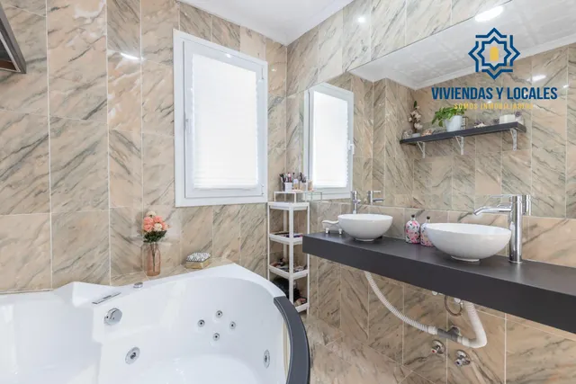 ¡MAGNIFICO CHALET INDEPENDIENTE CON CALIDADES ESPECTACULARES Y PISCINA PRIVADA EN GOJAR! — 29