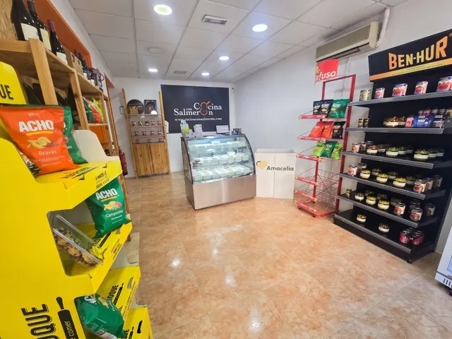 LOCAL COMERCIAL EN ALQUILER | SANTA MARÍA DE GRACIA | 600 €/ - foto 3