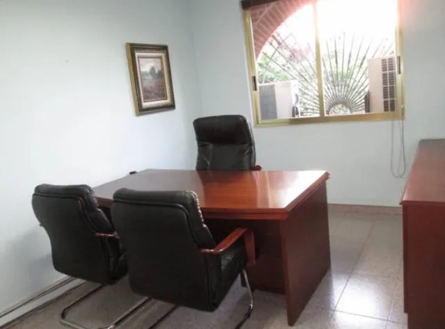 Oficina en zona alta de Ponferrada — 2