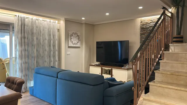 Bungalow Reformado en Montesol: Naturaleza y Confort — 20