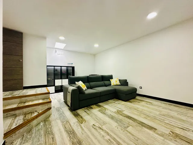 Espectacular Pareado en Urb. Monteluz, con Jardín y Piscina — 37