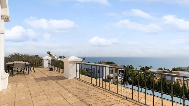 Chalet 4 habitaciones 534m² en venta - Costa del Sol - foto 2