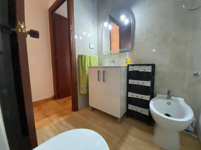 En lo pagan piso de 3 dormitorios buen estado — 18