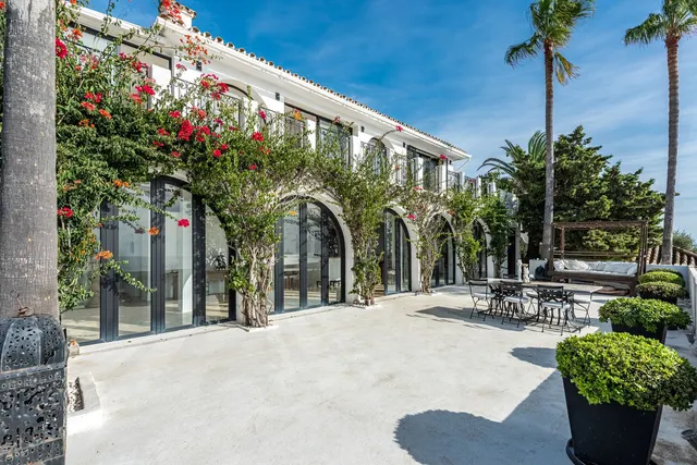 Chalet 3 habitaciones 346m² en venta - Costa del Sol — 6