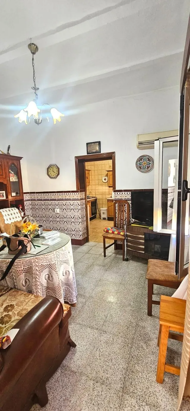 Casa con patio y azotea en Villanueva del Río y Minas - foto 2