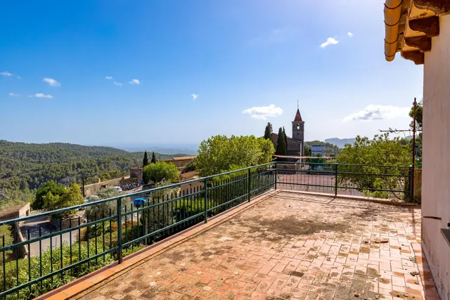GRAN CHALET EN EL PRECIOSO PUEBLO DE GALILEA — 6