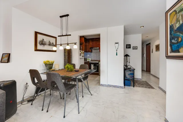 Apartamento de 2 dormitorios con terraza y piscina en Atalayas, Torrevieja — 8