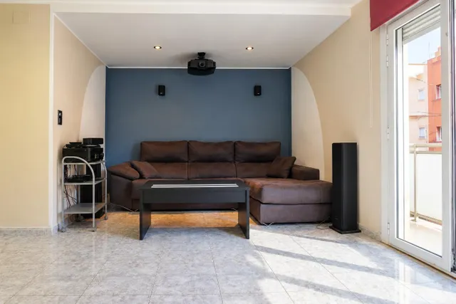 Casa en Reus con garaje para 4 coches, terraza y barbacoa — 47