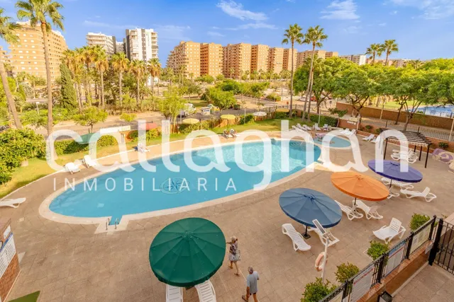 Piso con Licencia Turística en Oropesa del Mar - foto 4