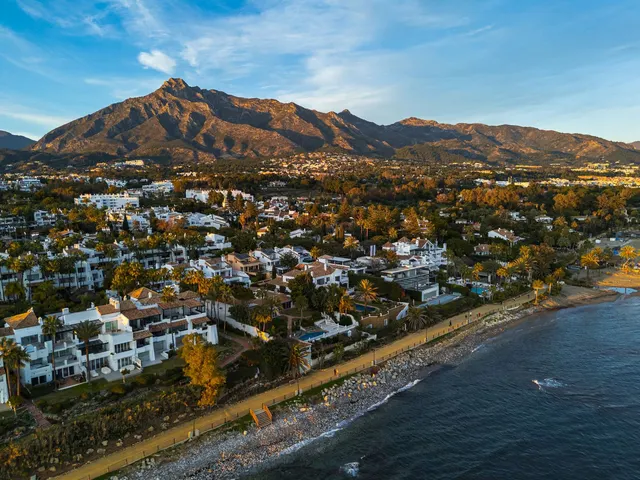 Chalet 4 habitaciones 442m² en venta - Marbella — 29
