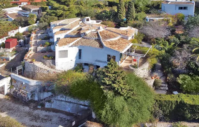 Villa con el encanto de una casita de campo con vistas al mar en Jávea — 6