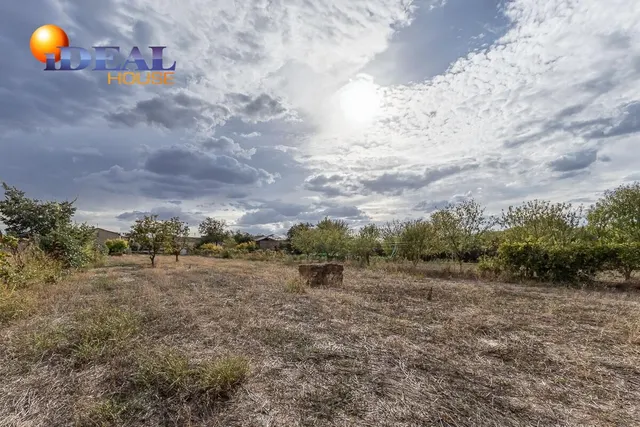 Cortijo con casa de 117 m2 y terreno de 2.312 m2 en Santa Fe — 26
