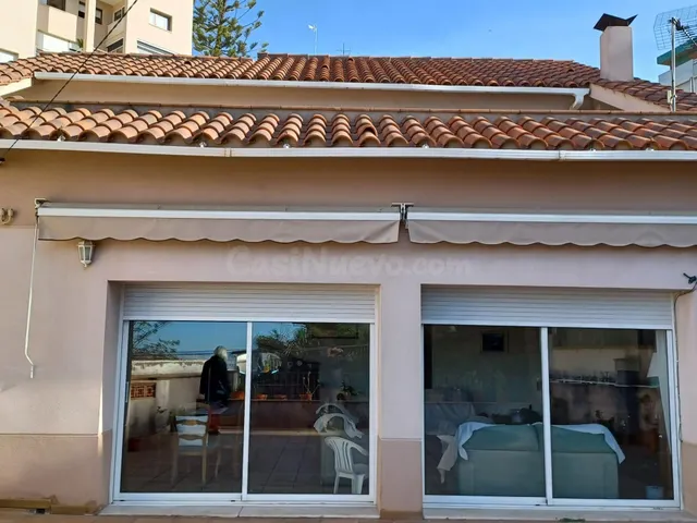 FANTÁSTICA VIVIENDA EN ZONA ALTA DE ESPLUGUES - foto 3