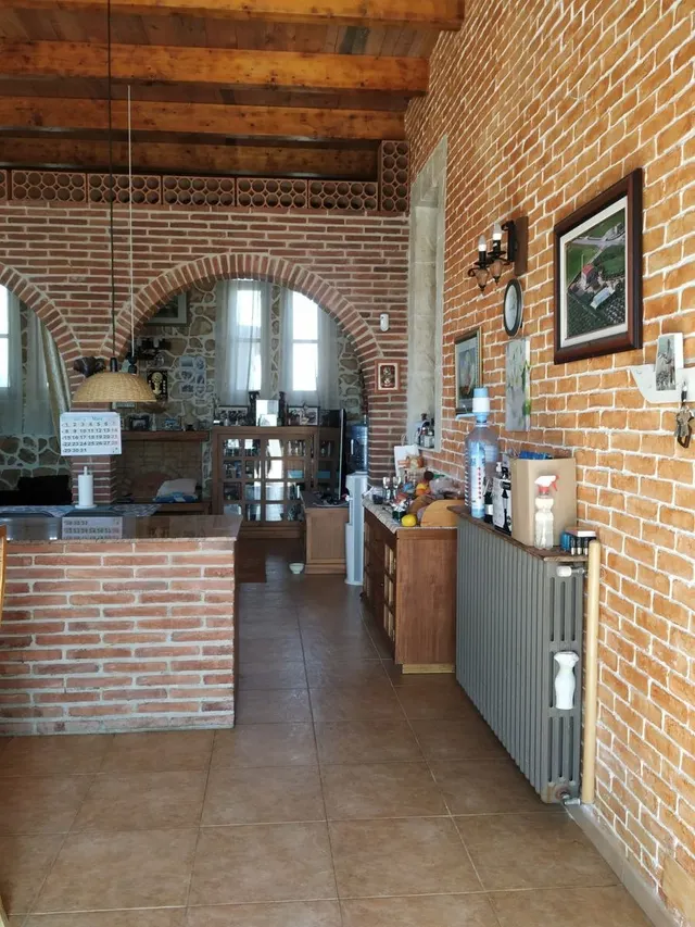 Espectacular casa de piedra con parcela de 10.000m2,  no deje pasar esta oportunidad. — 40