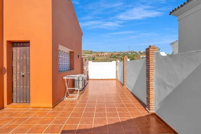 Chalet 5 habitaciones 761m² en venta - Costa del Sol — 34