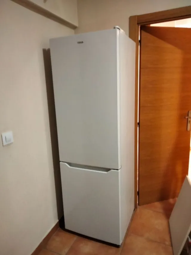 Piso 16 habitaciones en venta - Mercado — 28