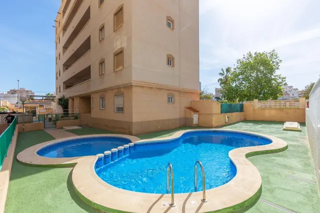 FANTASTICO APARTAMENTO CON PISCINA COMUNITARIA, IDONEO COMO VACACIONAL — 10