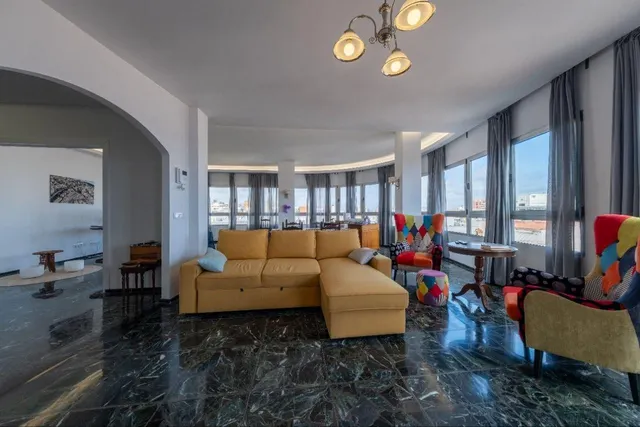 Espectacular piso de 163 m2 en pleno Triana con vistas al mar — 10