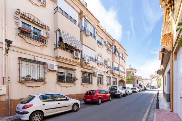 Piso de 2 habitaciones en Armilla. ¡ en rentabilidad ! — 2