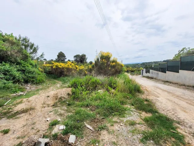 Terreno rústico de 10.735 m2 en Castellbisbal zona Can Nicolau de Dalt. — 20
