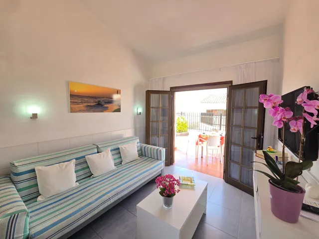 Bungalow luminoso de un dormitorio de esquina para la temporada de invierno con una terraza de 80 m2 — 6
