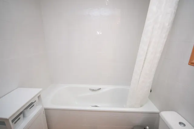 Chalet pareado en Urb. Vista Hermosa con piscina y pádel – Cerca de Isla Canela y Portugal — 13