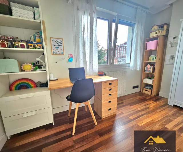 Se vende piso céntrico en Santurtzi — 27