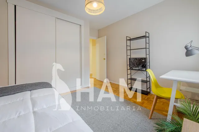 Habitación en C/ Iglesia, 33 — 37