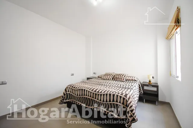 ¡HOGAR DE LUJO! MUY AMPLIO, BONITO Y LUMINOSO, TODO AMUEBLADO — 46
