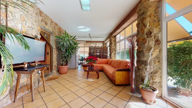 EL HOGAR DEL FUTURO HA LLEGADO A TU VIDA!! CHALET EN VENTA EN PARTIDA ALTZABARES — 17