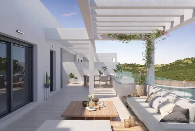 Piso con terraza solada, además de trastero y plaza de garaje incluidos en el precio. — 2