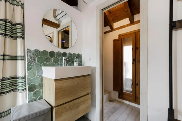 Casa unifamiliar reformada. — 6