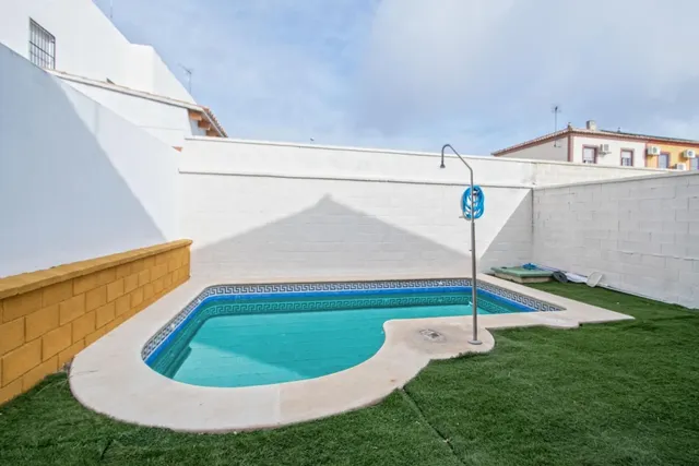 Precioso chalet pareado con piscina y barbacoa en Burguillos — 5